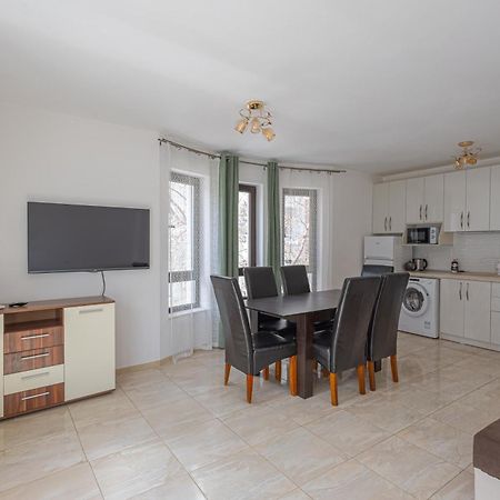 Sea Garden Marina 3 Apartment Varna Bagian luar foto